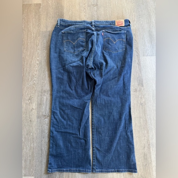 Levi’s 415 Classic Boot Jeans - Picture 6 of 7